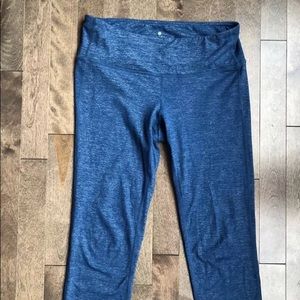 Athleta Blue Capri pants